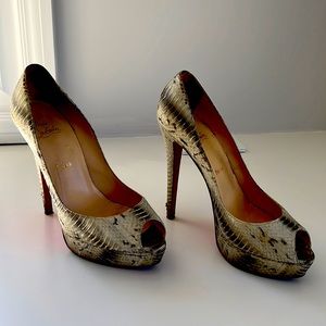 Womens heels